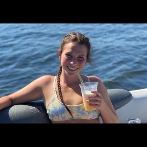 Meet your Posher, Riley